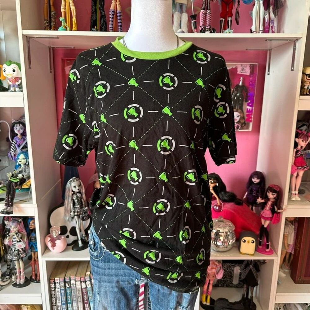 Game Theory MatPat Theory Wear Shirt Size M